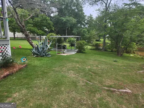 Exterior - 366 E Pine Lake Dr, West Point, GA 31833 photo 3 of 10