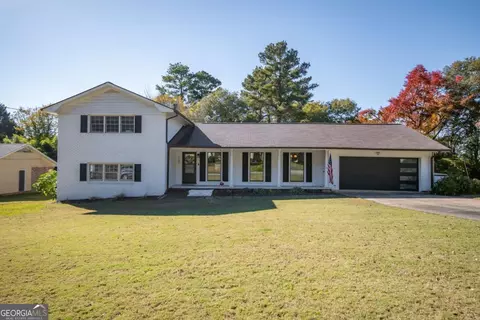 135 Tara Way, Athens, GA 30606