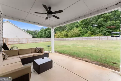 Exterior - 111 Dunagan Ct, Winder, GA 30680 photo 5 of 9