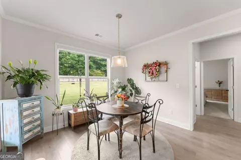 Dining - 111 Dunagan Ct, Winder, GA 30680 photo 3 of 3