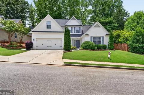 1020 Amber Waves Ave, Hoschton, GA 30548