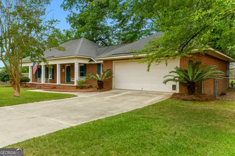 104 Highland Rd, Statesboro, GA 30458