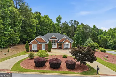 1000 Laddington Ln, Peachtree City, GA 30269