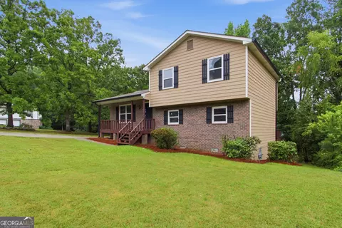 Exterior - 3936 Rolling Pl, Conley, GA 30288 photo 3 of 5