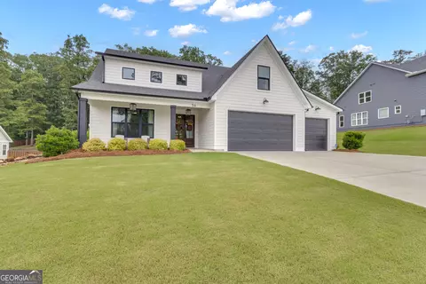 34 N Shore At Redwine Dr, Newnan, GA 30263