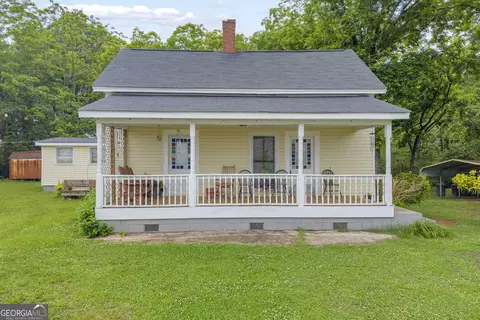 5270 Gainesville St, Flowery Branch, GA 30542