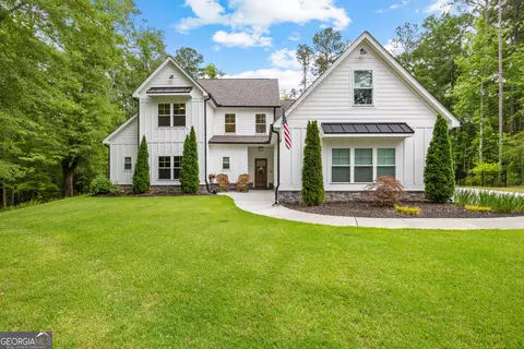 150 Handshaker Ct, Fayetteville, GA 30215