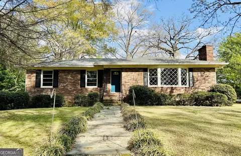 600 Oakcrest Dr, Rockmart, GA 30153