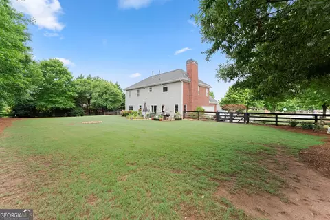 Exterior - 1233 White Columns Dr, Monroe, GA 30656 photo 4 of 8