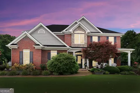 1233 White Columns Dr, Monroe, GA 30656