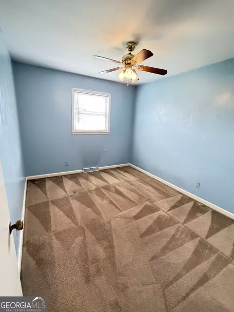Bedroom - 52 Lyons Dr NW, Rome, GA 30165 photo 1 of 4