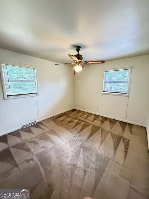 Bedroom - 52 Lyons Dr NW, Rome, GA 30165 photo 4 of 4