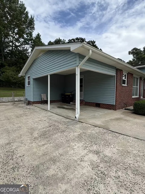 Exterior - 52 Lyons Dr NW, Rome, GA 30165 photo 9 of 10