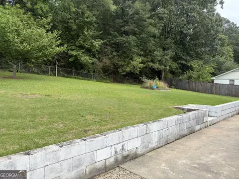 Exterior - 52 Lyons Dr NW, Rome, GA 30165 photo 4 of 10