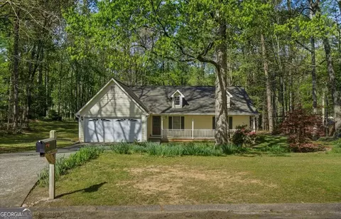 9173 Snipe Ln, Jonesboro, GA 30236