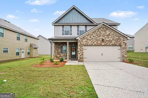102 Douglas Fir Dr, Jackson, GA 30233