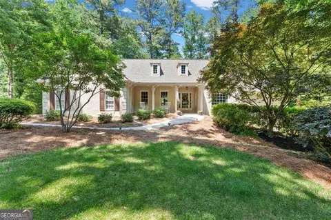 4800 Cross Creek Ct NW, Kennesaw, GA 30152
