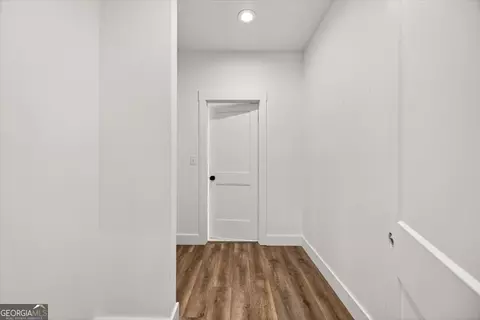 Entry Way - Undisclosed, Macon, GA 31216 photo 2 of 4