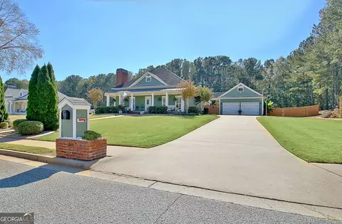 25 Carriage Ln, Senoia, GA 30276