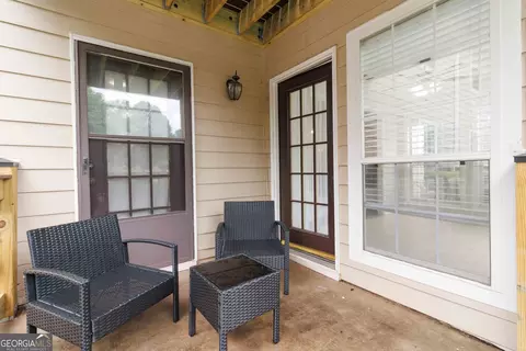 Exterior - 606 Berkeley Woods Dr, Duluth, GA 30096 photo 6 of 7