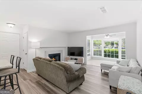 Living - 606 Berkeley Woods Dr, Duluth, GA 30096 photo 1 of 3