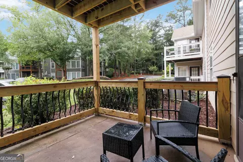 Exterior - 606 Berkeley Woods Dr, Duluth, GA 30096 photo 5 of 7