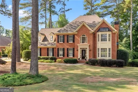 10100 Twingate Dr, Johns Creek, GA 30022