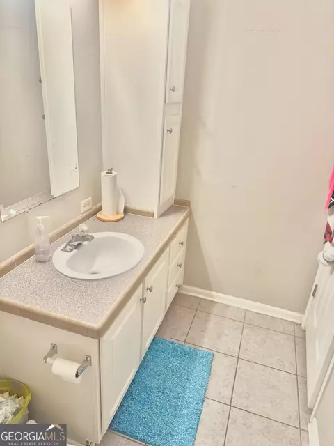 Bath - 101 Orchard Rd, Perry, GA 31069 photo 6 of 8