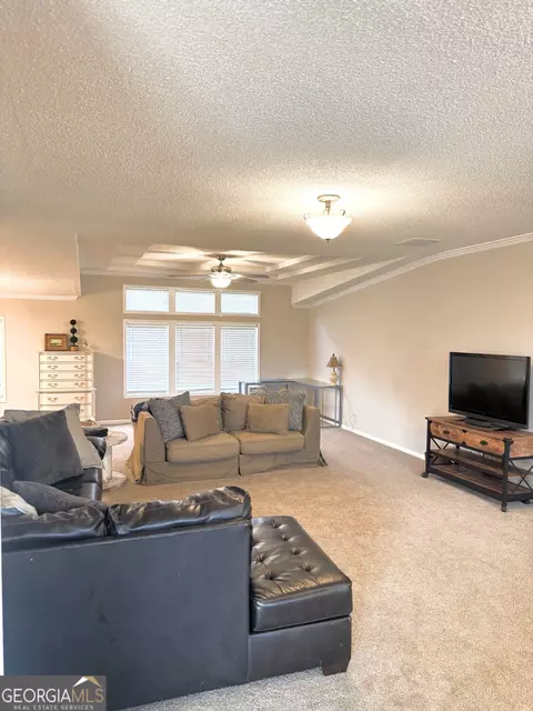 Living - 101 Orchard Rd, Perry, GA 31069 photo 1 of 3