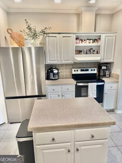 Kitchen - 101 Orchard Rd, Perry, GA 31069 photo 3 of 4