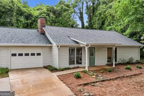 1550 Fincher Ct, Cumming, GA 30040
