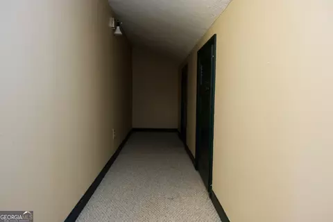 Entry Way - 1825 Groaning Rock Rd, Commerce, GA 30530 photo 8 of 10