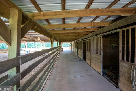Entry Way - 1825 Groaning Rock Rd, Commerce, GA 30530 photo 10 of 10