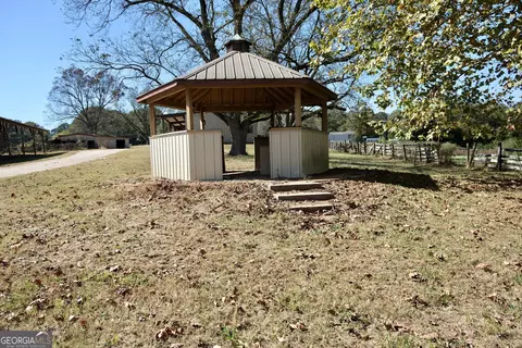 Exterior - 1825 Groaning Rock Rd, Commerce, GA 30530 photo 12 of 13