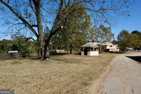 Exterior - 1825 Groaning Rock Rd, Commerce, GA 30530 photo 7 of 13