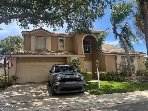 1064 Siena Oaks Cir E, Palm Beach Gardens, FL 33410