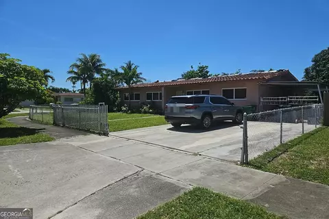 Undisclosed, Hialeah, FL 33012 photo 2