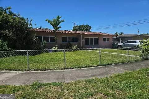 Undisclosed, Hialeah, FL 33012 photo 3