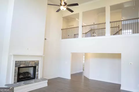 Living - 600 Beaver Ct, Perry, GA 31069 photo 1 of 5