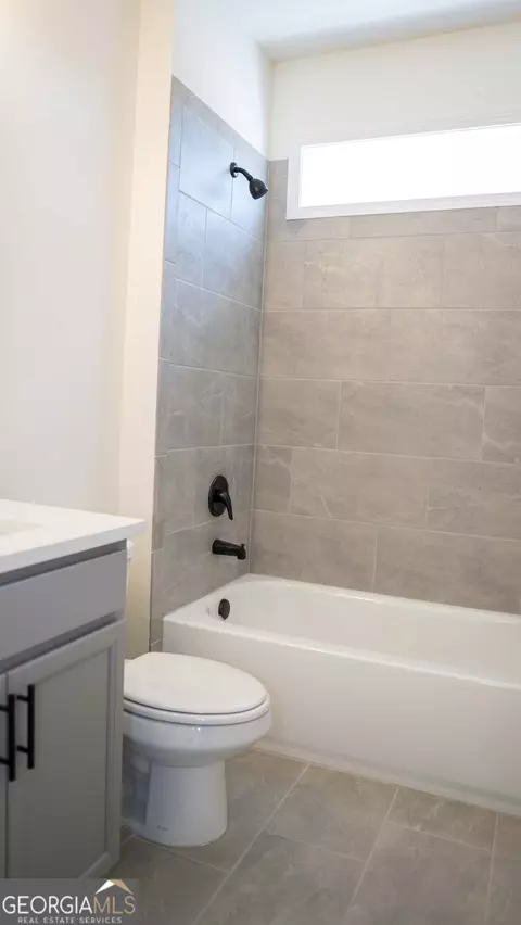 Bath - 604 Beaver Ct, Perry, GA 31069 photo 4 of 7