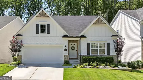 160 Crest Brooke Dr, Holly Springs, GA 30115