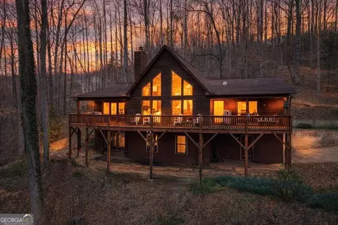 575 Carolina Springs Ln, Franklin, NC 28734
