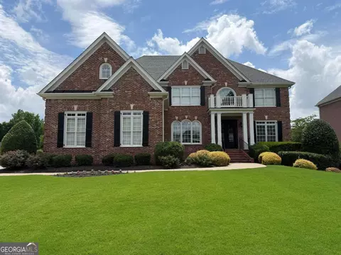 271 Prestbury Ct, Suwanee, GA 30024