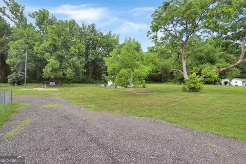 Exterior - 419 Fling Rd, Lagrange, GA 30240 photo 5 of 7