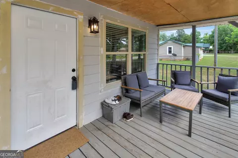 Exterior - 419 Fling Rd, Lagrange, GA 30240 photo 2 of 7