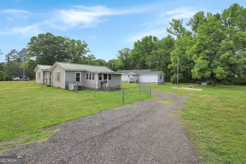 Exterior - 419 Fling Rd, Lagrange, GA 30240 photo 6 of 7