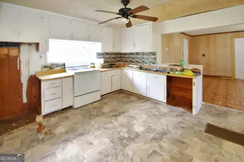 Kitchen - 419 Fling Rd, Lagrange, GA 30240 photo 3 of 3