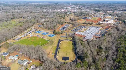 101 E Chambers St, Forsyth, GA 31029 photo 2