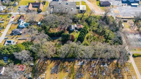 101 E Chambers St, Forsyth, GA 31029 photo 9