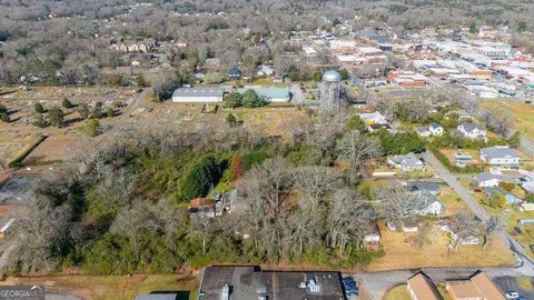 101 E Chambers St, Forsyth, GA 31029 photo 3